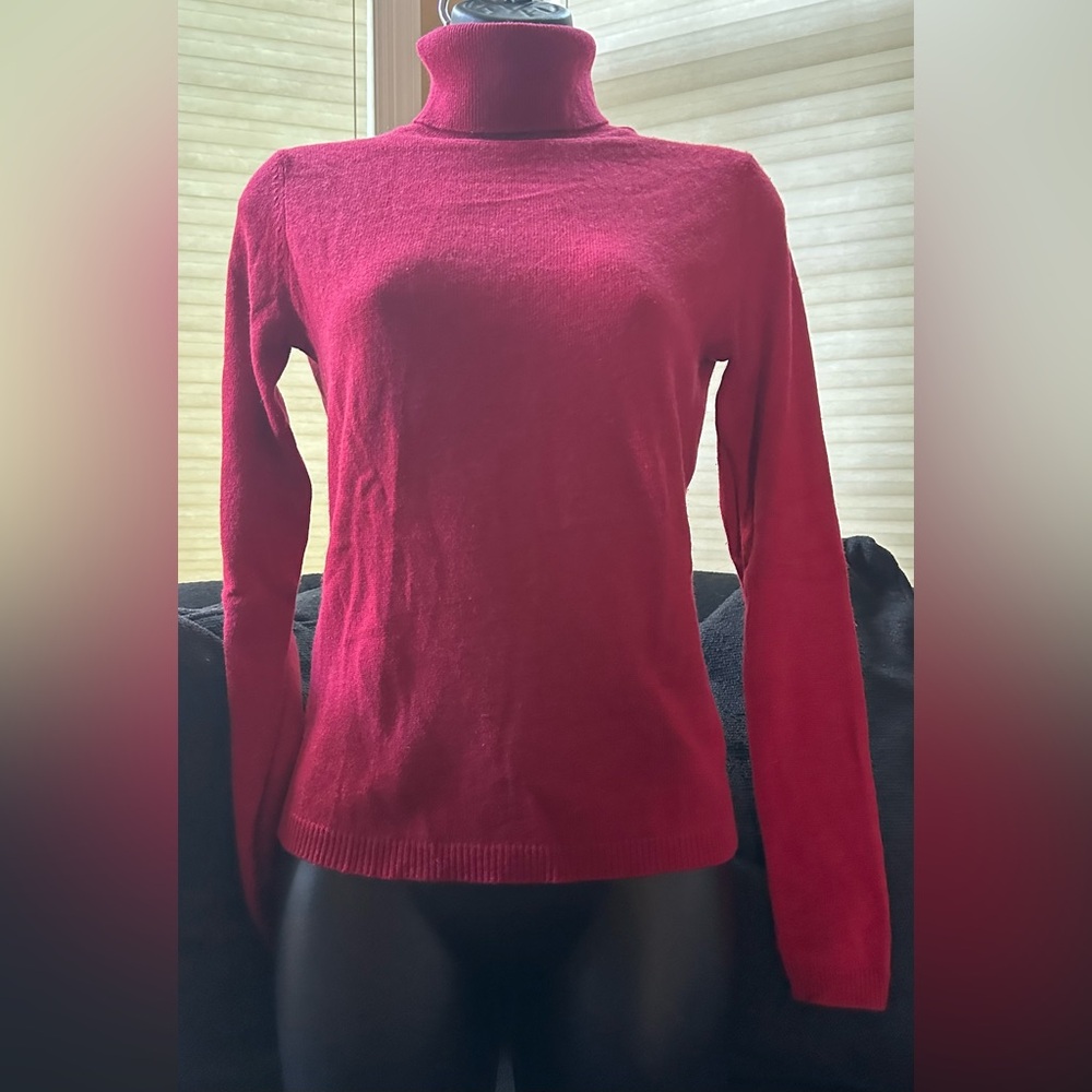 BCBGMaxAzria red turtleneck sweater knit classic